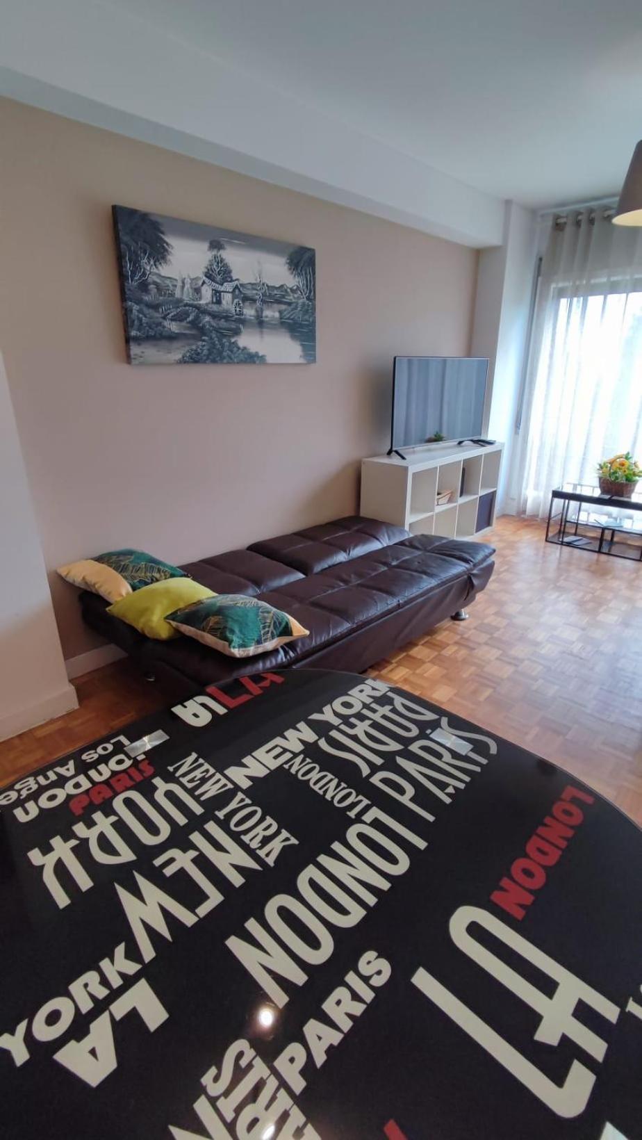 Guesthouse Metro Station Matosinhos  Buitenkant foto